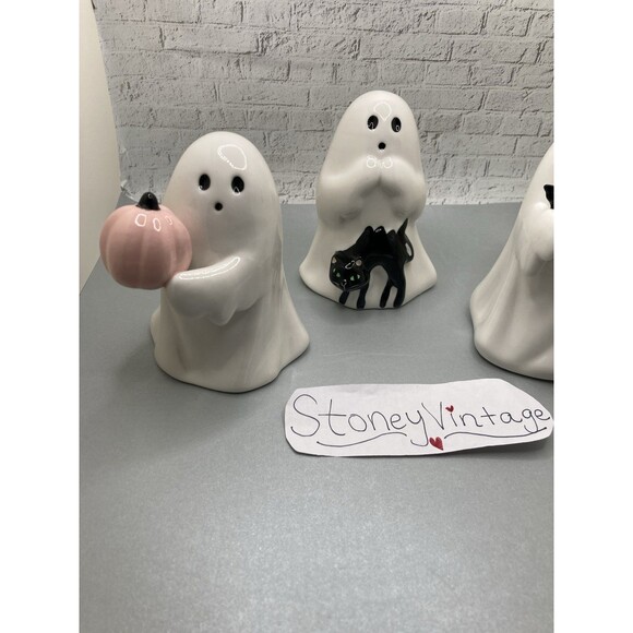 Target Hyde & EEK! Ceramic Ghosts With Bat, Pink Pumpkin and Ghost With Cat - Picture 2 of 8